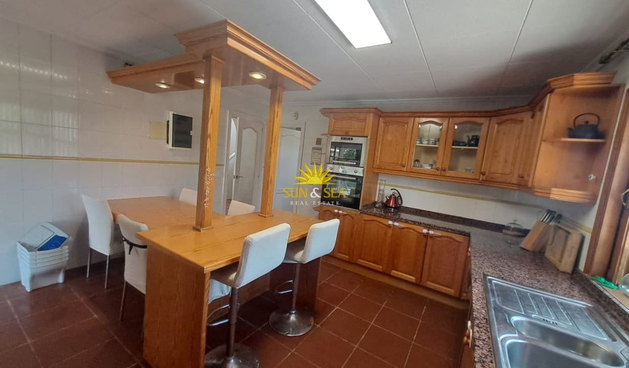 3 makuuhuone Huvila lomavuokrausta paikassa Muchamiel / Mutxamel mukana uima-altaan - 2 300 € (Ref: 10032504)