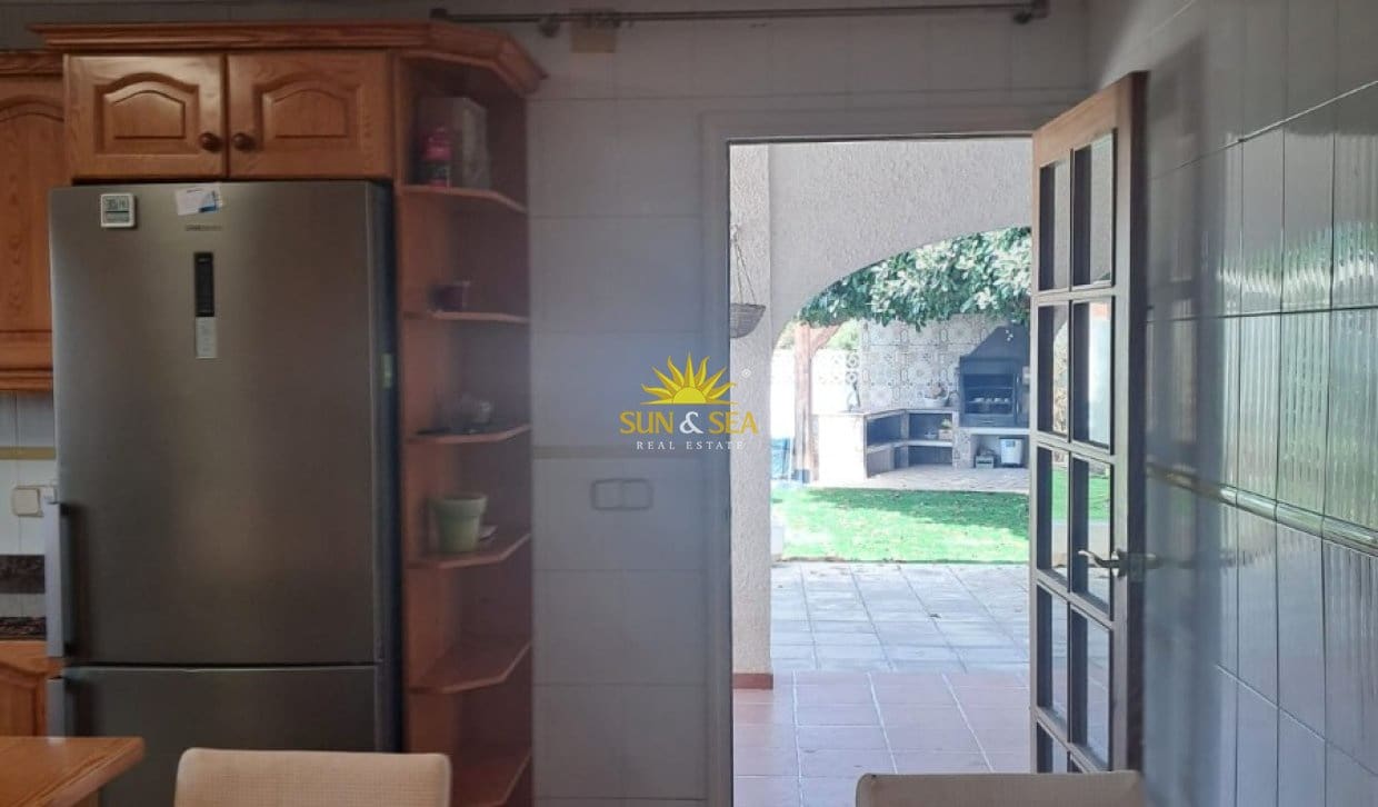 3 makuuhuone Huvila lomavuokrausta paikassa Muchamiel / Mutxamel mukana uima-altaan - 2 300 € (Ref: 10032504)