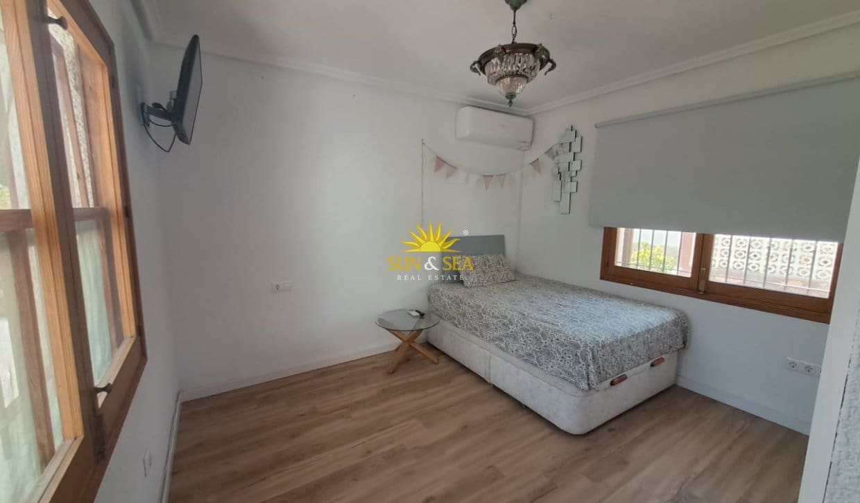 3 makuuhuone Huvila lomavuokrausta paikassa Muchamiel / Mutxamel mukana uima-altaan - 2 300 € (Ref: 10032504)