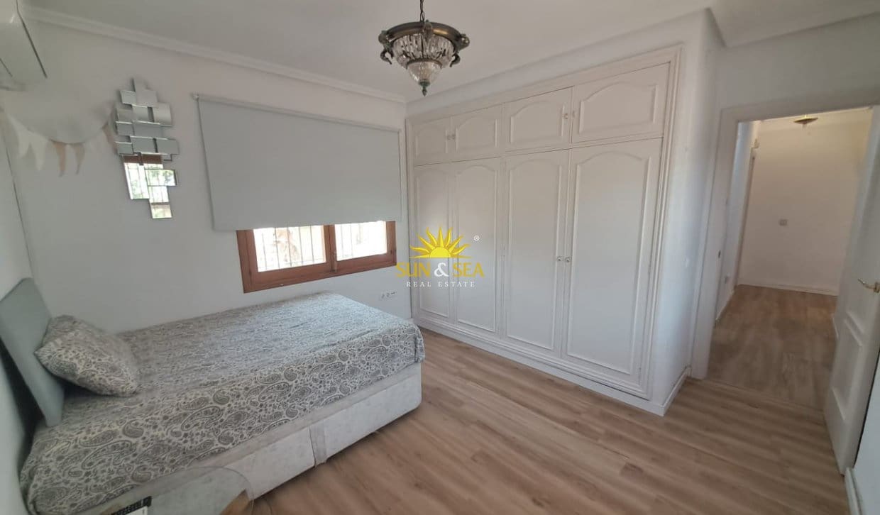 3 makuuhuone Huvila lomavuokrausta paikassa Muchamiel / Mutxamel mukana uima-altaan - 2 300 € (Ref: 10032504)