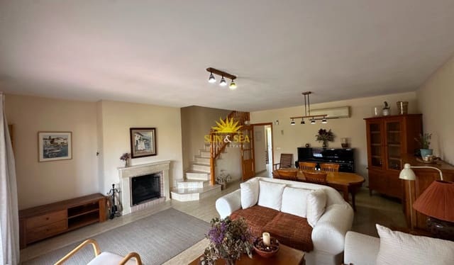 4 makuuhuone Huvila vuokrattavana paikassa Norte, Alicante kaupunki mukana uima-altaan - 2 350 € (Ref: 10032505)