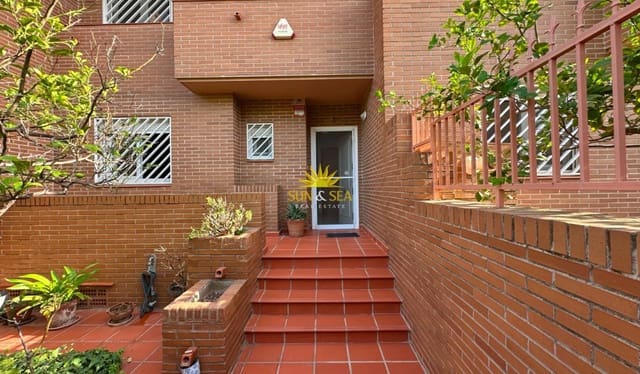 4 makuuhuone Huvila vuokrattavana paikassa Norte, Alicante kaupunki mukana uima-altaan - 2 350 € (Ref: 10032505)