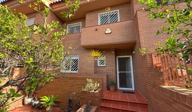 4 makuuhuone Huvila vuokrattavana paikassa Norte, Alicante kaupunki mukana uima-altaan - 2 350 € (Ref: 10032505)