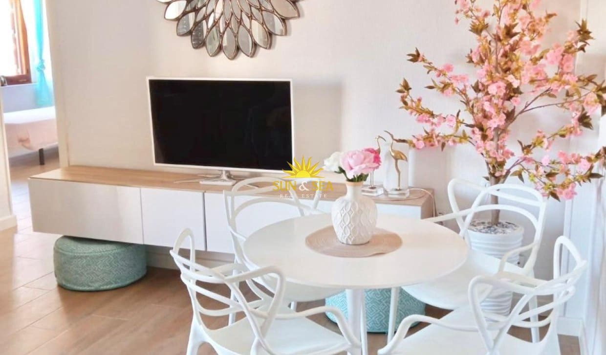 Apartamento de 3 habitaciones en Puerto de Mazarron en alquiler vacacional - 800 € (Ref: 10033097)