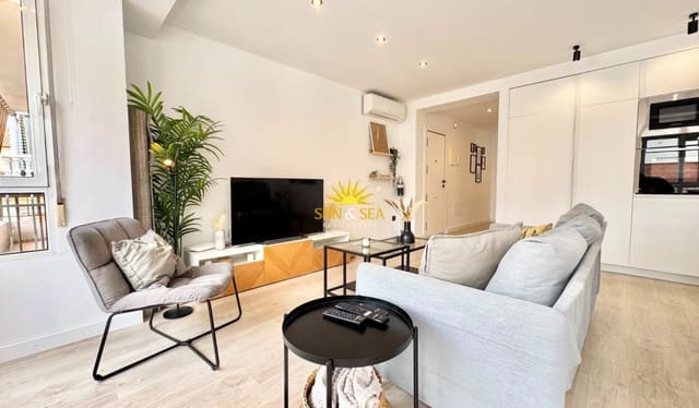 2 sovrum Lägenhet att hyra i Zona Pueblo, Guardamar del Segura - 1 200 € (Ref: 10033175)