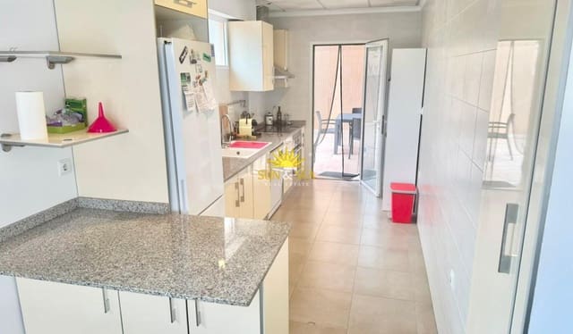 Appartement de 3 chambres de location de vacances à Playa de Muchavista, El Campello avec piscine - 1 200 € (Ref: 10033177)