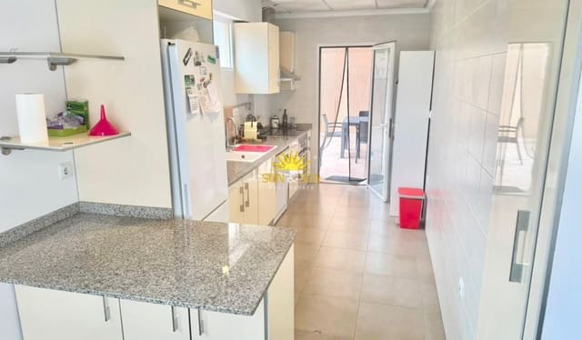 Appartement de 3 chambres de location de vacances à Playa de Muchavista, El Campello avec piscine - 1 200 € (Ref: 10033177)