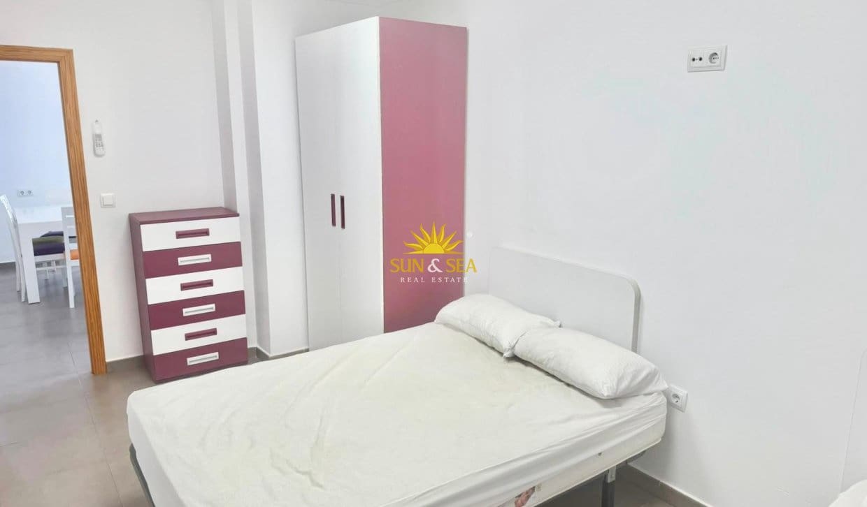 3 soverom Leilighet til salgs i El Campello med svømmebasseng - € 1 200 (Ref: 10033177)