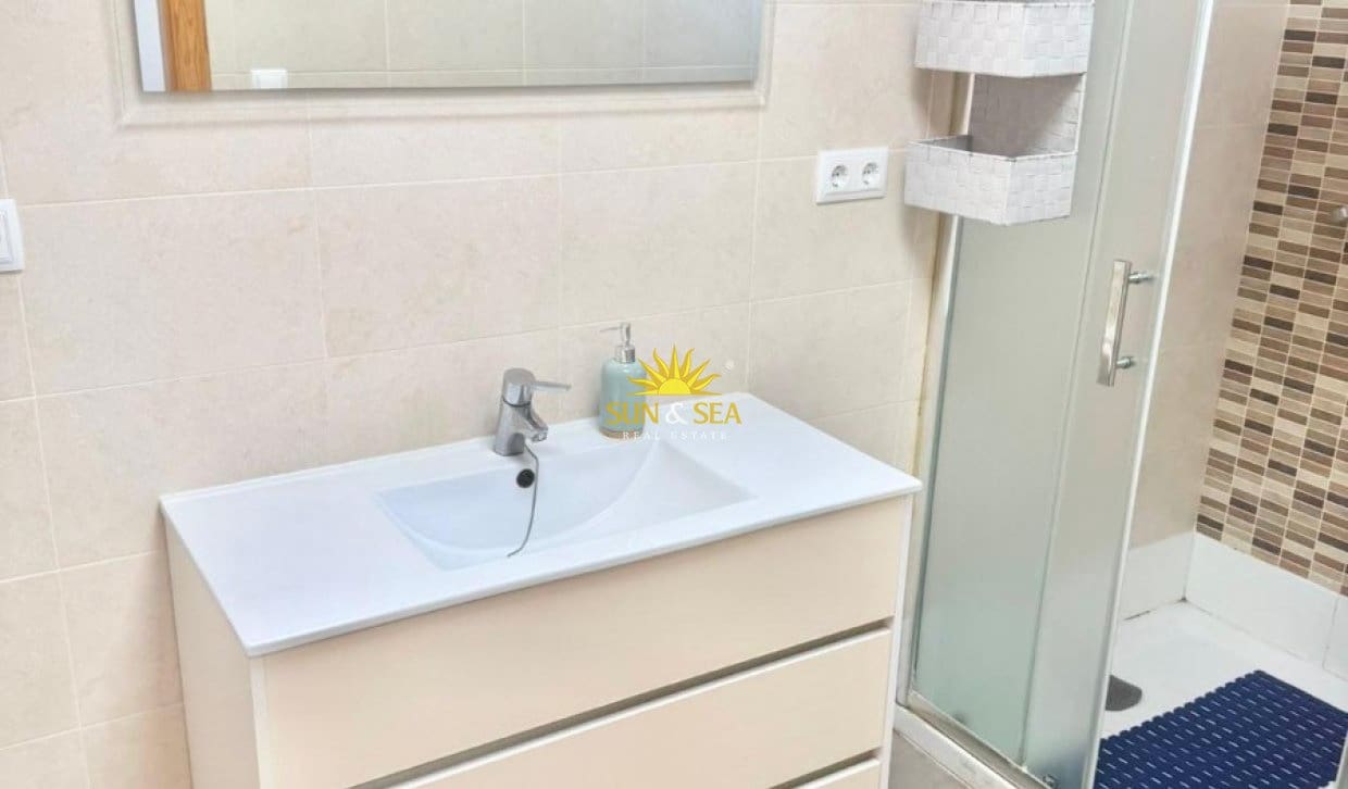 3 soverom Leilighet til salgs i El Campello med svømmebasseng - € 1 200 (Ref: 10033177)