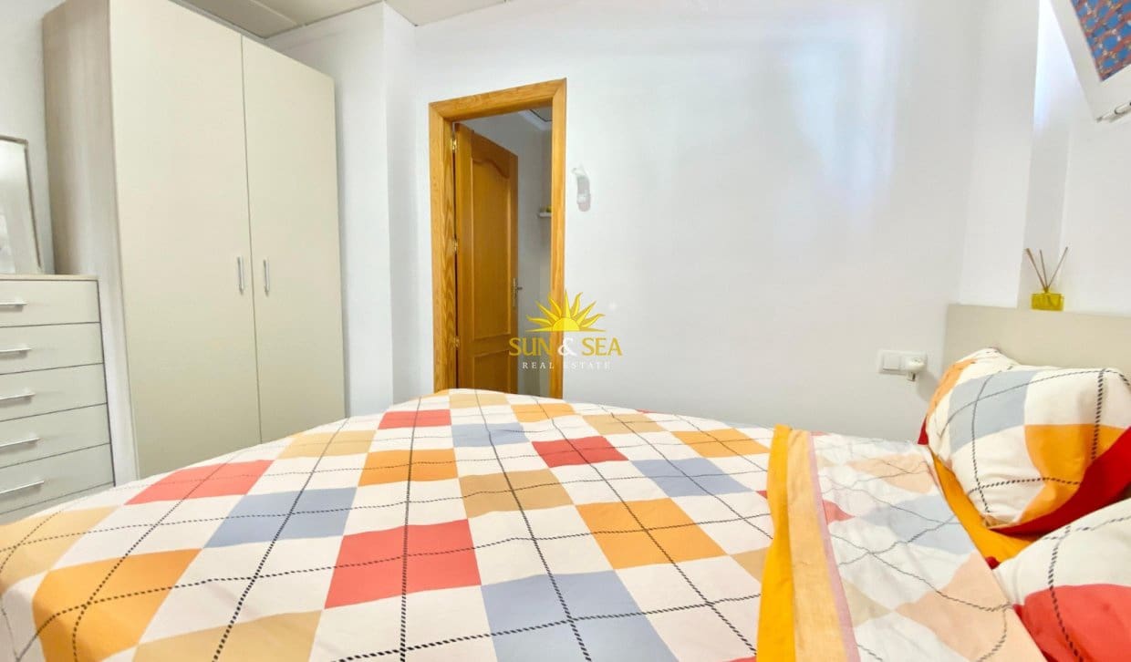 3 sovrum Lägenhet för semesterbostäder i El Campello med pool - 1 200 € (Ref: 10033177)