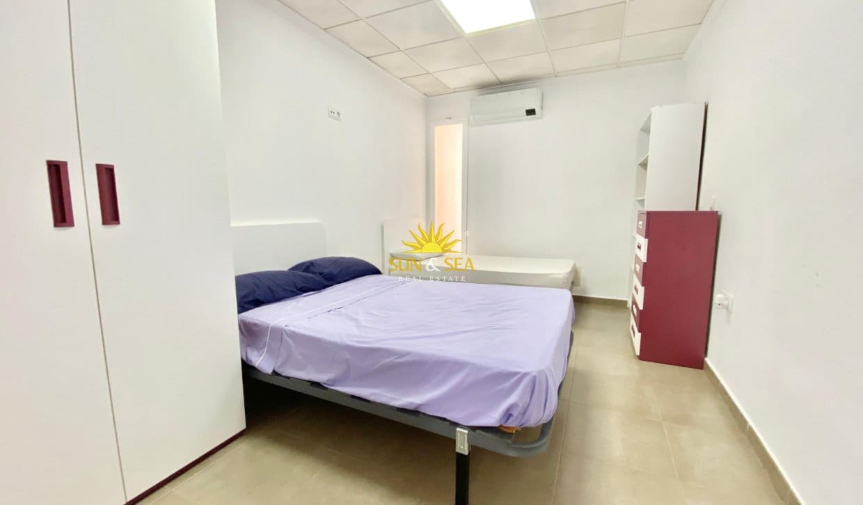 3 sovrum Lägenhet för semesterbostäder i El Campello med pool - 1 200 € (Ref: 10033177)