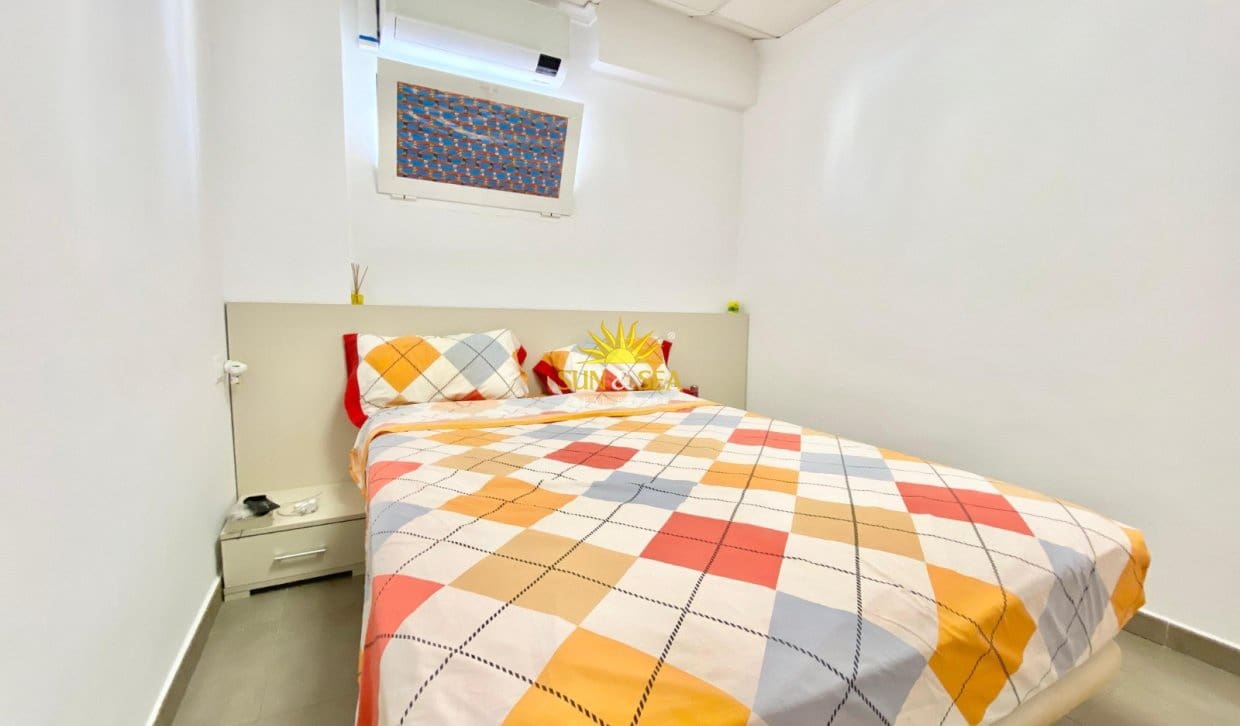 3 sovrum Lägenhet för semesterbostäder i El Campello med pool - 1 200 € (Ref: 10033177)