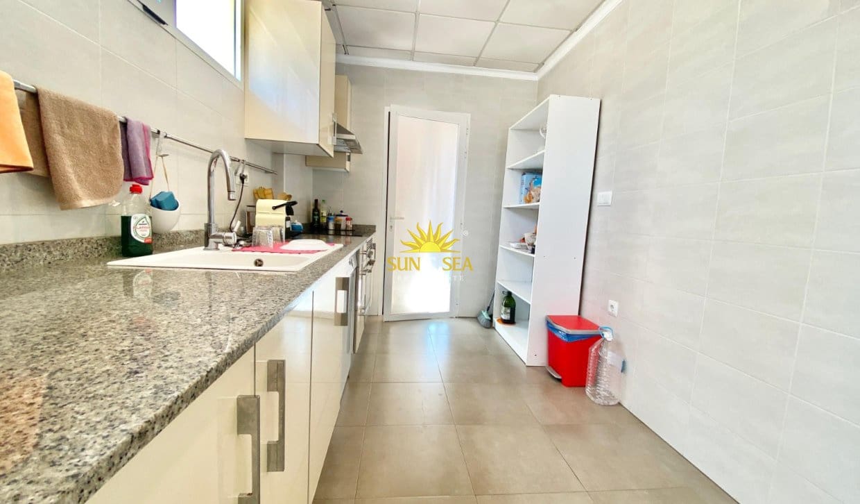 3 sovrum Lägenhet för semesterbostäder i El Campello med pool - 1 200 € (Ref: 10033177)