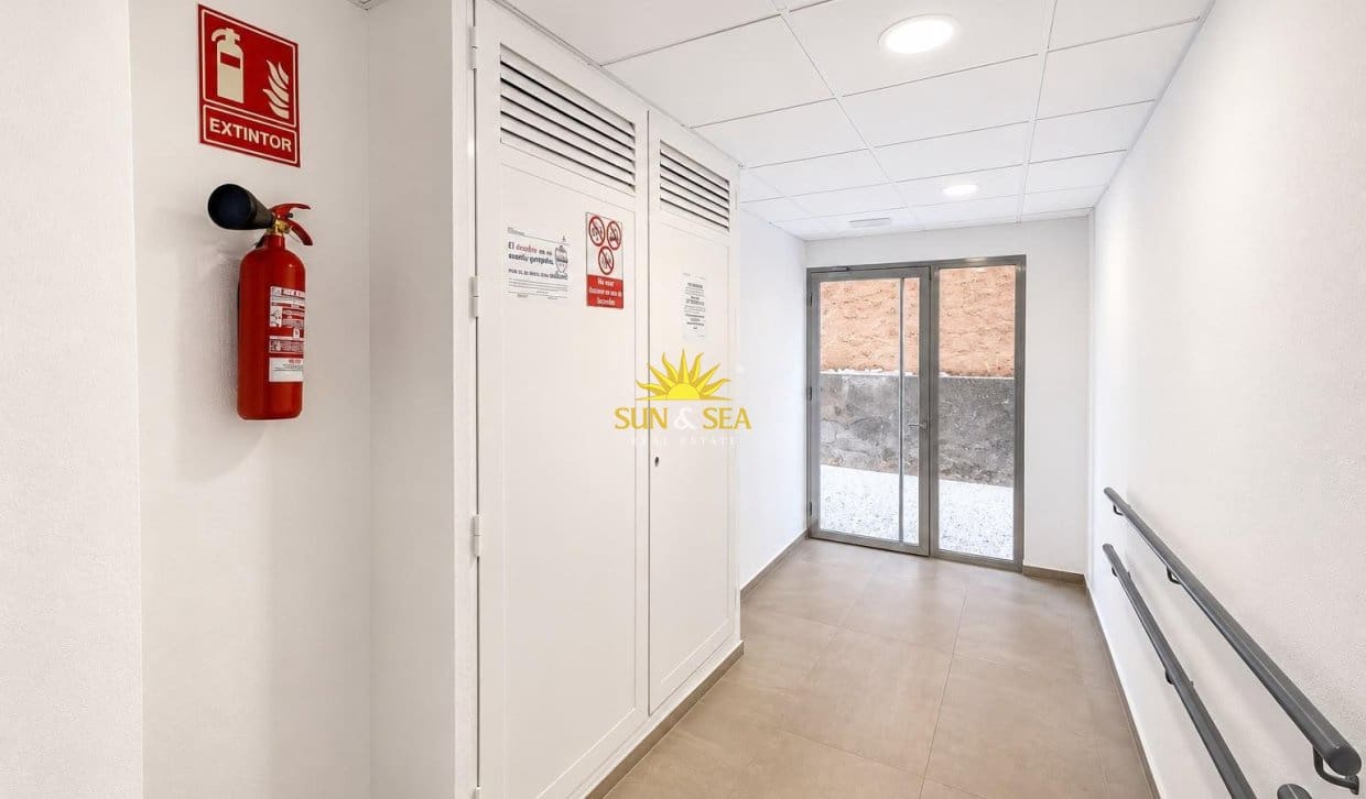 3 slaapkamer Appartement voor vakantieverhuur in Lo Pagan - € 950 (Ref: 10034333)