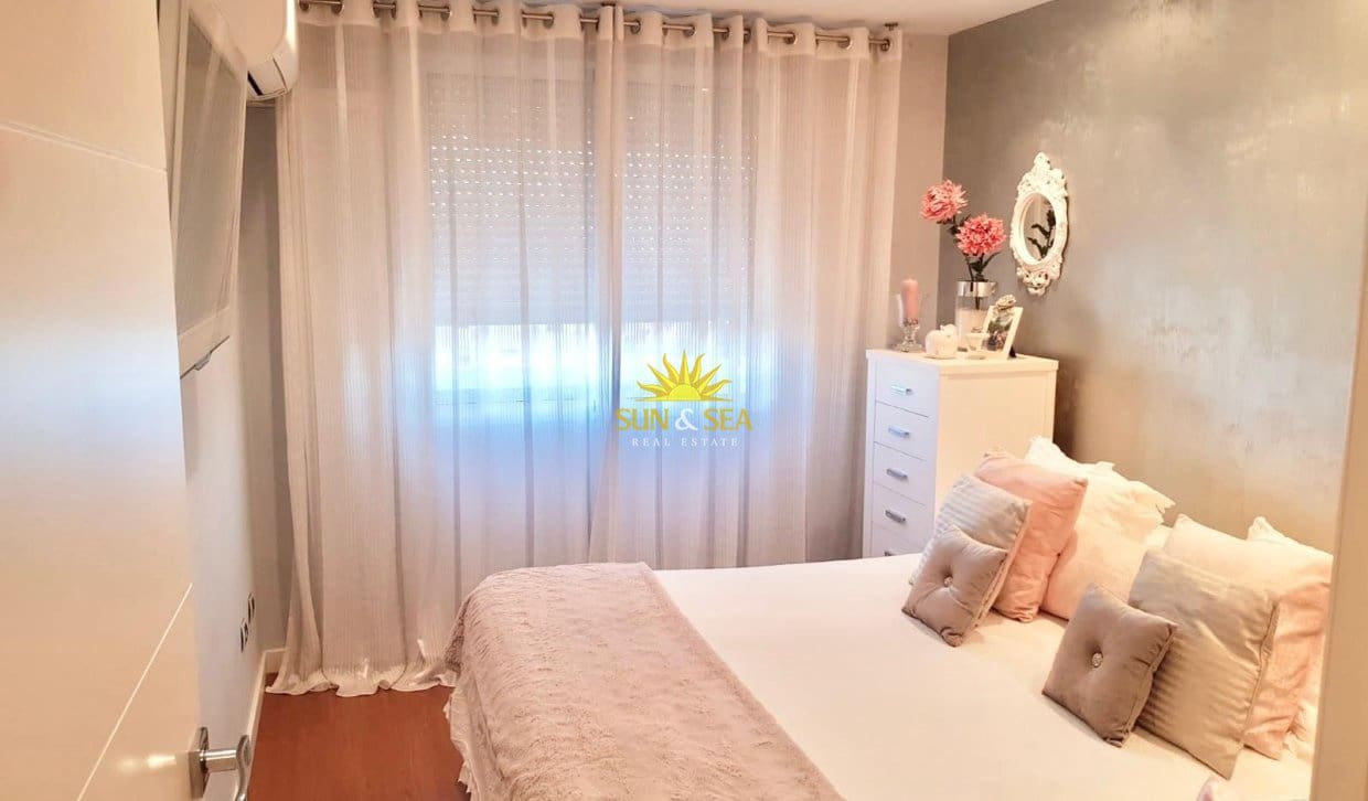2 sypialnia Apartament do wynajęcia w Miasto Alicante / Alacant z basenem - 1 200 € (Ref: 10034531)