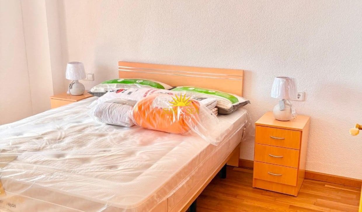 2 bedroom Apartment for holiday rental in Playa de San Juan with pool - € 1,100 (Ref: 10034532)