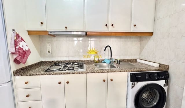 1 soveværelse Lejlighed til leje i Avenida Habaneras - Curva de Palangre, Torrevieja - € 600 (Ref: 10035643)