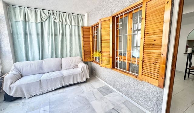 1 soveværelse Lejlighed til leje i Avenida Habaneras - Curva de Palangre, Torrevieja - € 600 (Ref: 10035643)