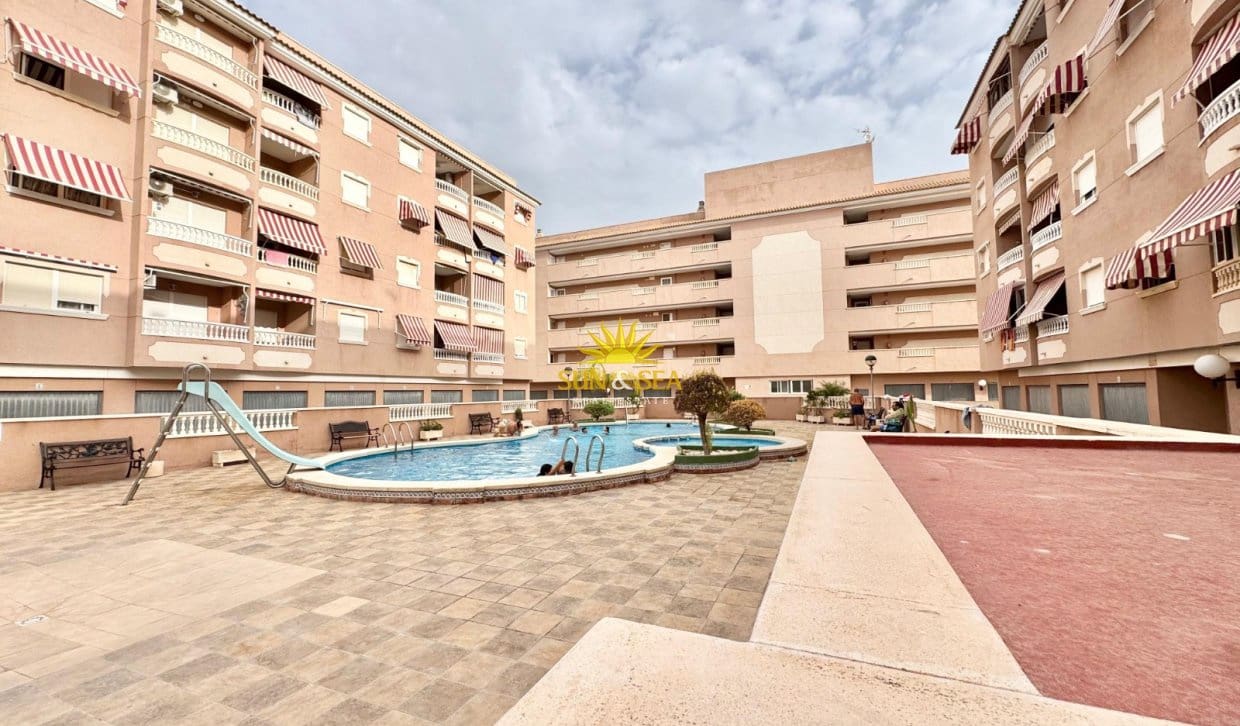 2 camera da letto Appartamento da affittare in Santa Pola con piscina - 900 € (Rif: 10035644)