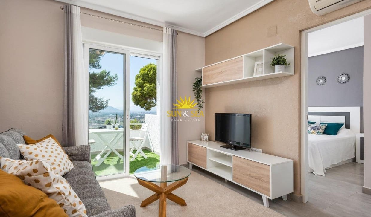 1 bedroom Apartment for rent in Rojales with pool - € 850 (Ref: 10035646)