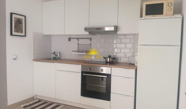 3 bedroom Apartment for rent in Las Piscinas Naturales, Torrevieja - € 800 (Ref: 10035969)