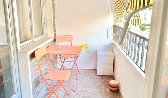Appartement de 3 chambres à louer à Benalúa, Alicante ville - 1 350 € (Ref: 10039159)
