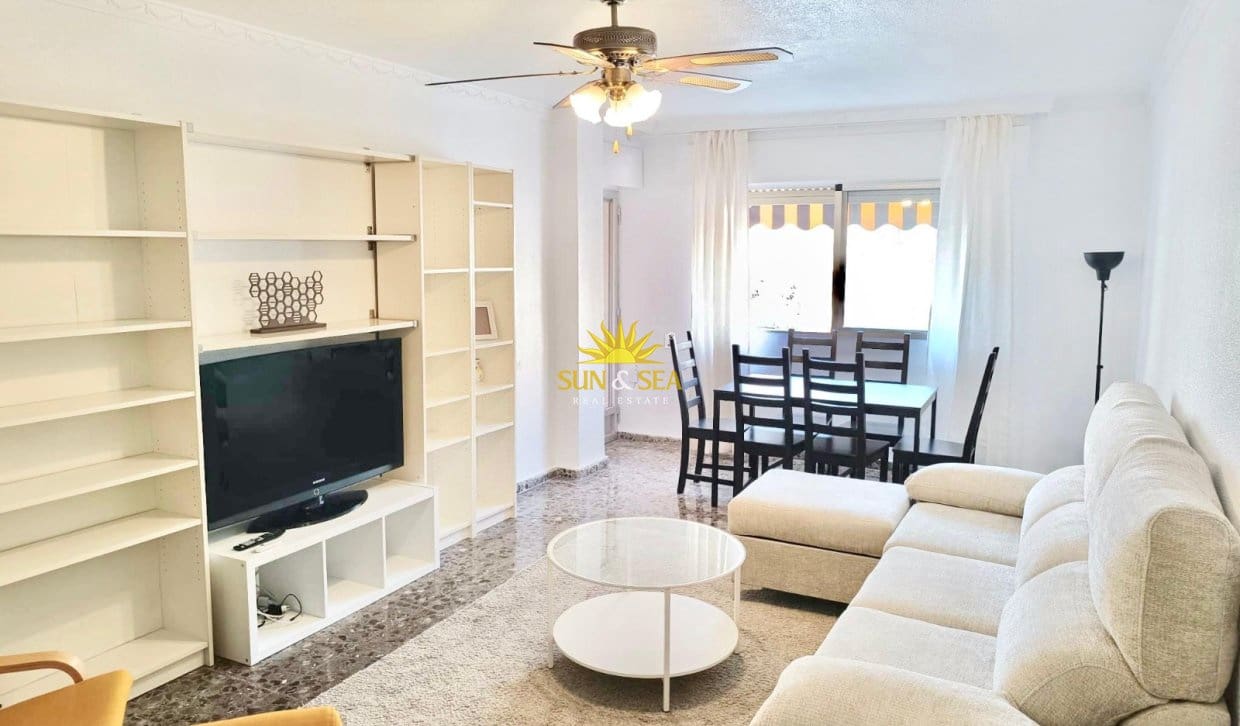 3 soverom Leilighet til leie i Alicante by - € 1 350 (Ref: 10039159)