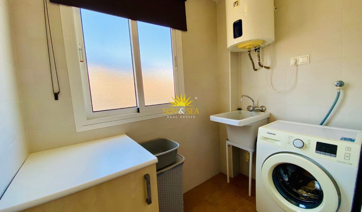 2 camera da letto Attico da affittare in El Campello con piscina garage - 1.200 € (Rif: 10039160)