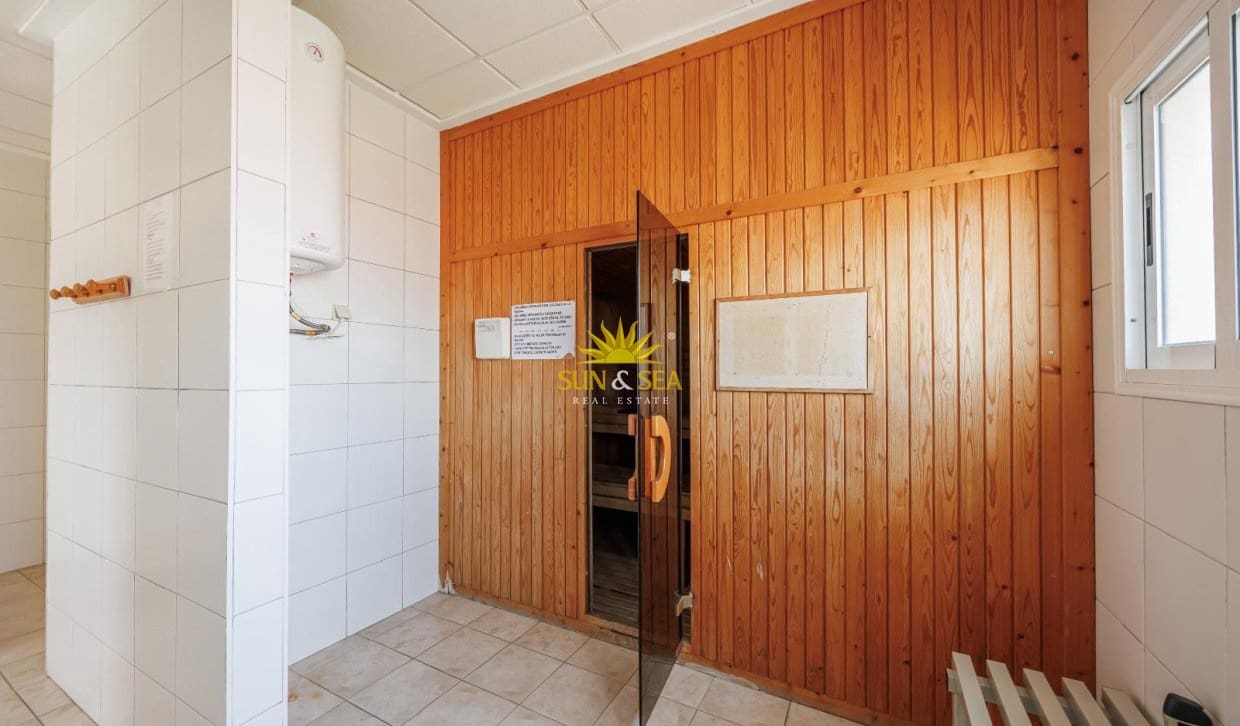 2 camera da letto Attico da affittare in El Campello con piscina garage - 1.200 € (Rif: 10039160)
