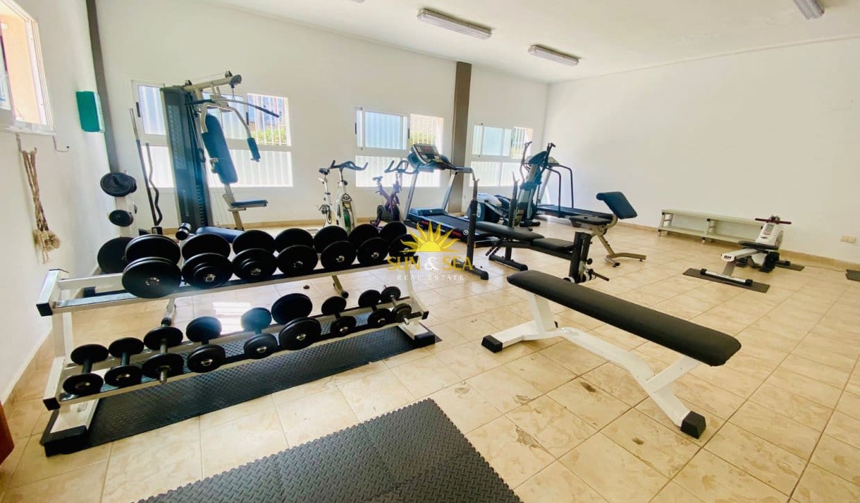2 camera da letto Attico da affittare in El Campello con piscina garage - 1.200 € (Rif: 10039160)