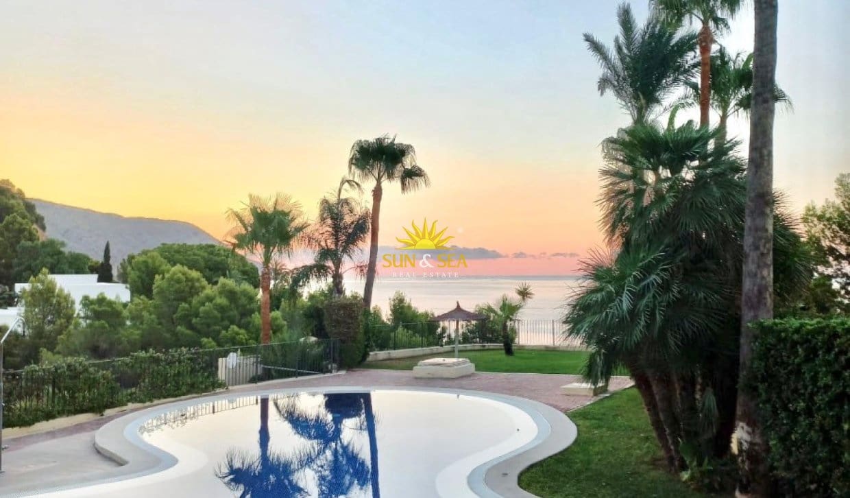 2 quarto Apartamento para arrendamento para férias em Altea com piscina - 678 € (Ref: 10039161)