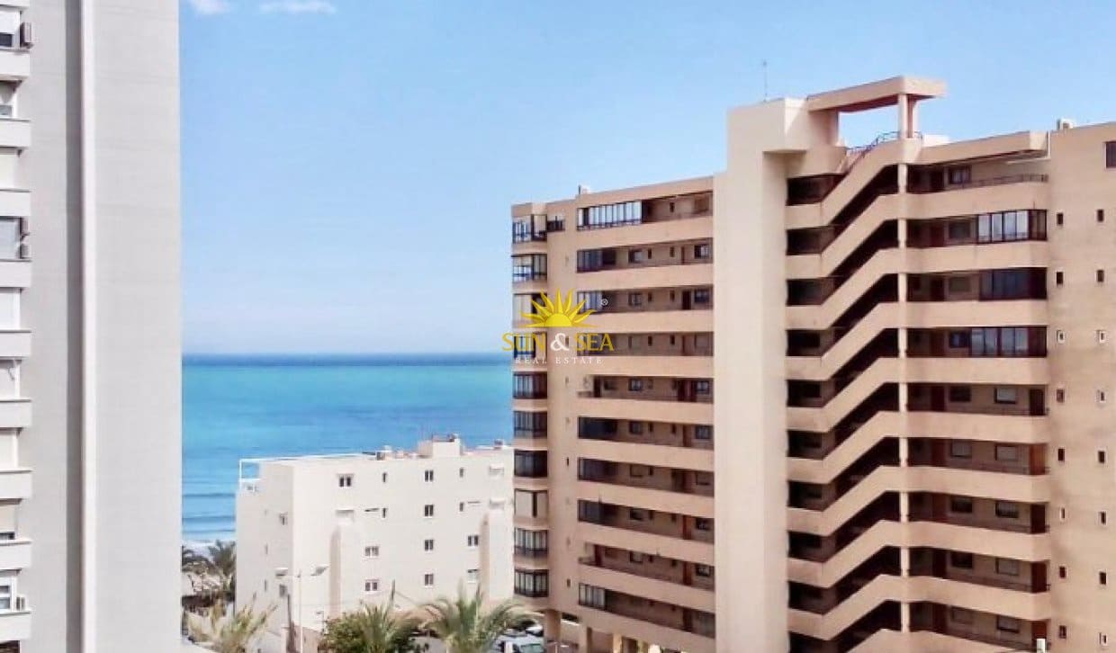 1 bedroom Apartment for holiday rental in Cabo de las Huertas with pool - € 1,000 (Ref: 10039162)