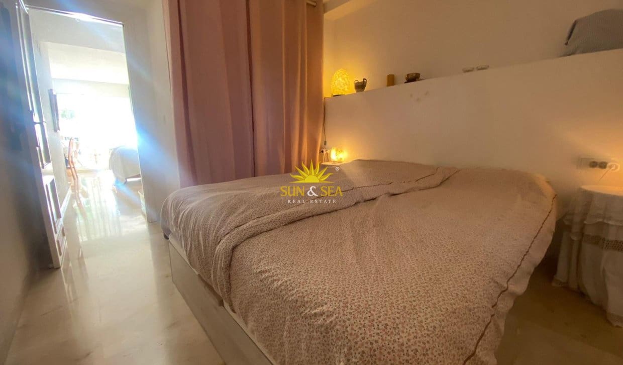 1 quarto Apartamento para arrendar em Finestrat com piscina - 1 250 € (Ref: 10039245)