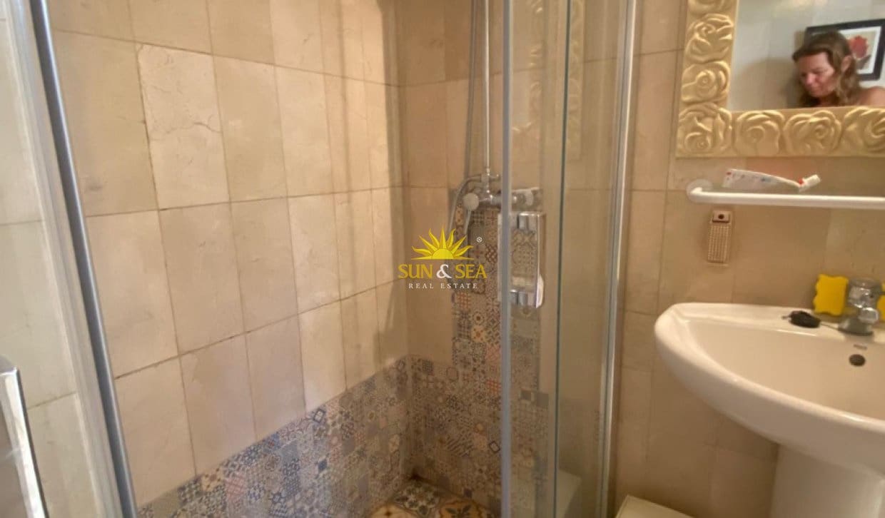1 quarto Apartamento para arrendar em Finestrat com piscina - 1 250 € (Ref: 10039245)