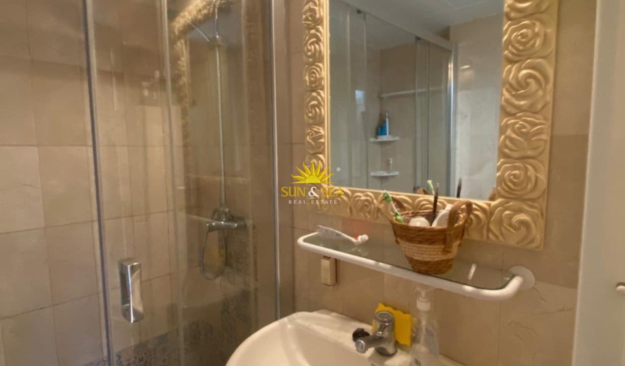 1 quarto Apartamento para arrendar em Finestrat com piscina - 1 250 € (Ref: 10039245)