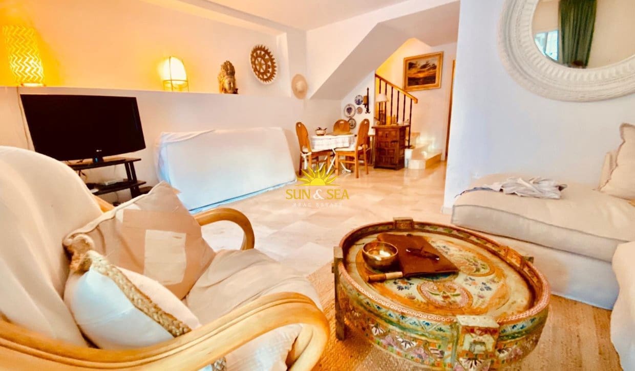 1 quarto Apartamento para arrendar em Finestrat com piscina - 1 250 € (Ref: 10039245)