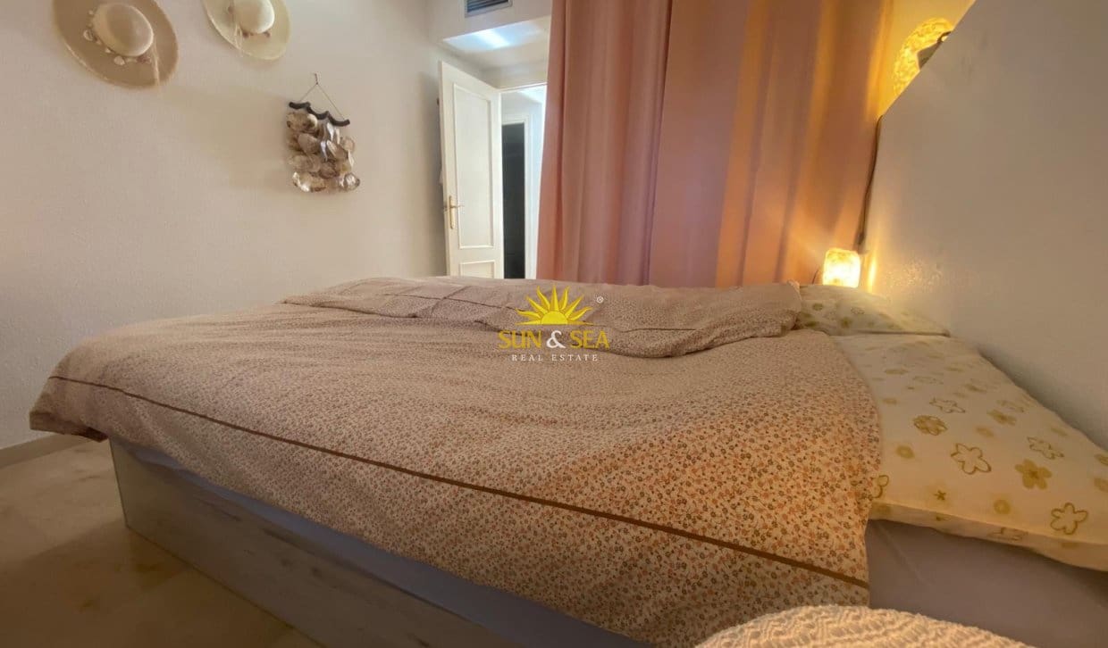 1 quarto Apartamento para arrendar em Finestrat com piscina - 1 250 € (Ref: 10039245)