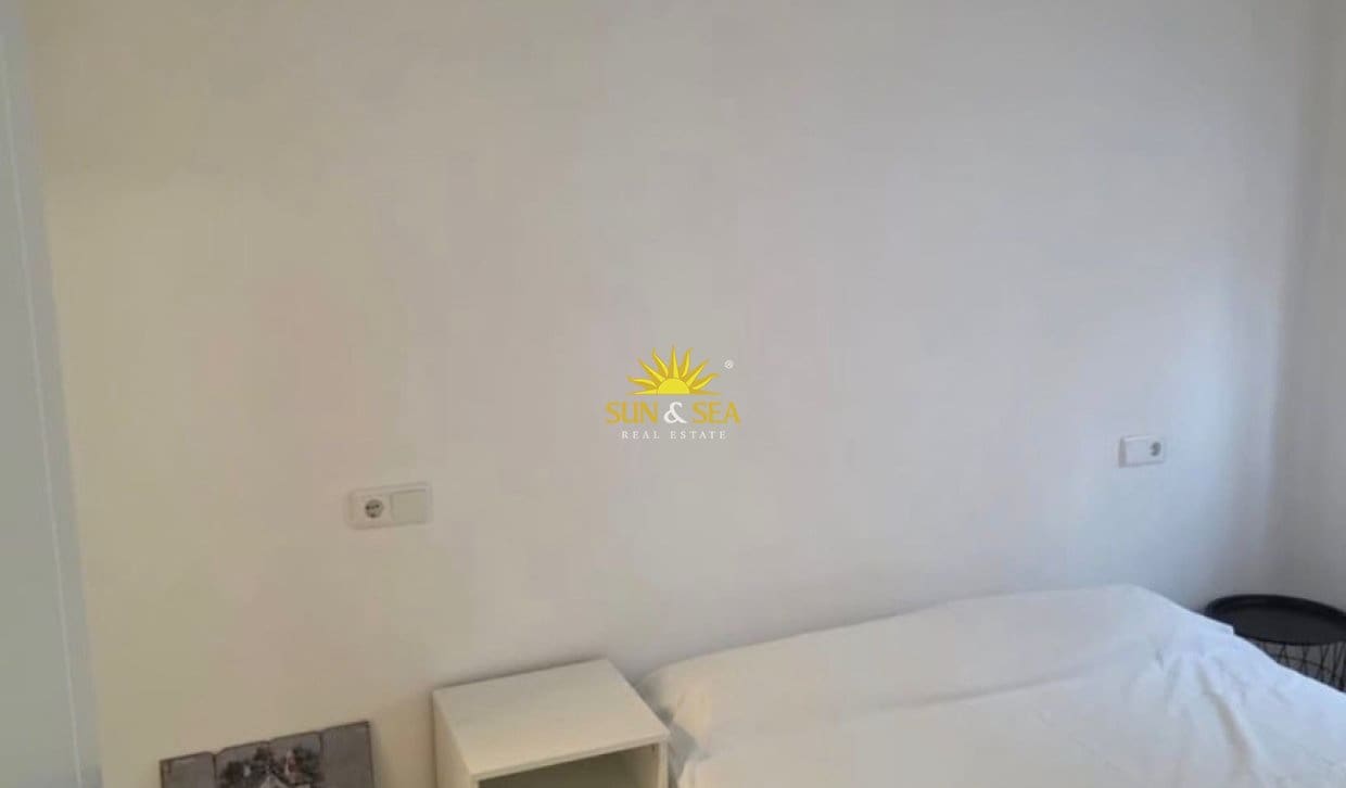 1 sovrum Lägenhet att hyra i Callosa d'En Sarria - 600 € (Ref: 10041530)