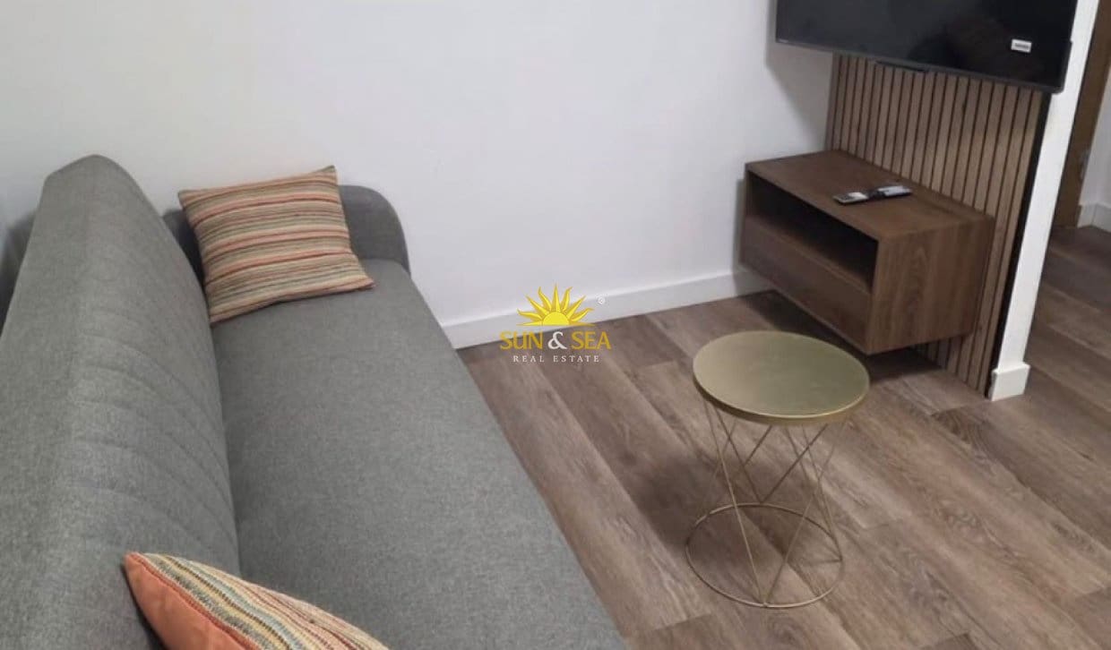 1 sovrum Lägenhet att hyra i Callosa d'En Sarria - 600 € (Ref: 10041530)