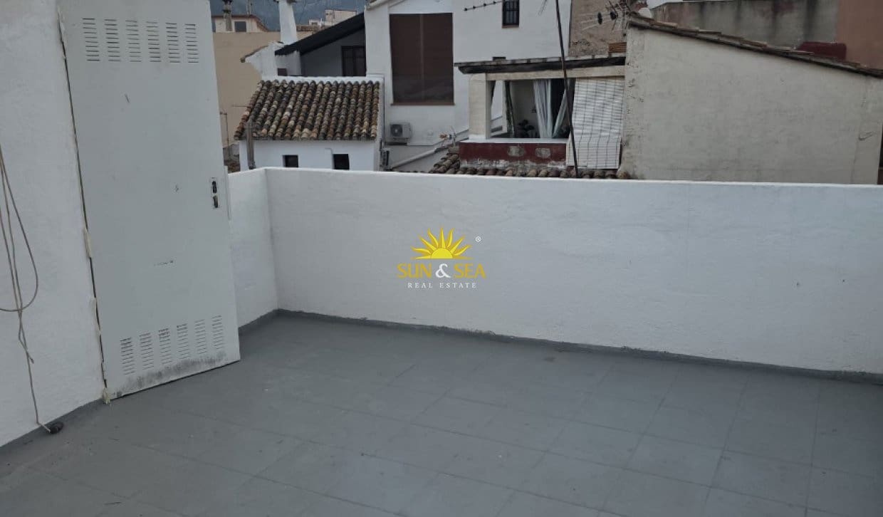 1 sovrum Lägenhet att hyra i Callosa d'En Sarria - 600 € (Ref: 10041530)