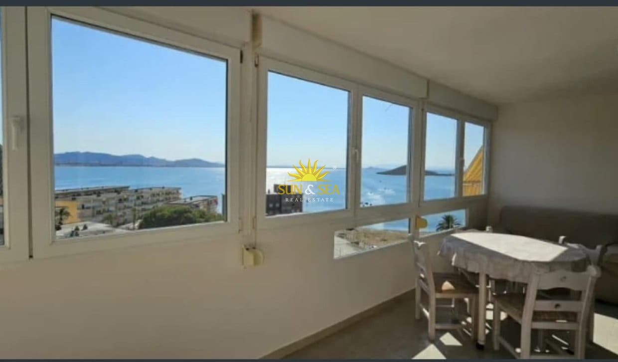 1 soverom Leilighet til leie i La Manga del Mar Menor med svømmebasseng - € 750 (Ref: 10041531)