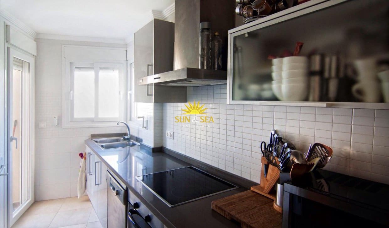 Villa/Maison de 3 chambres à louer à La Nucia avec garage - 1 350 € (Ref: 10041532)