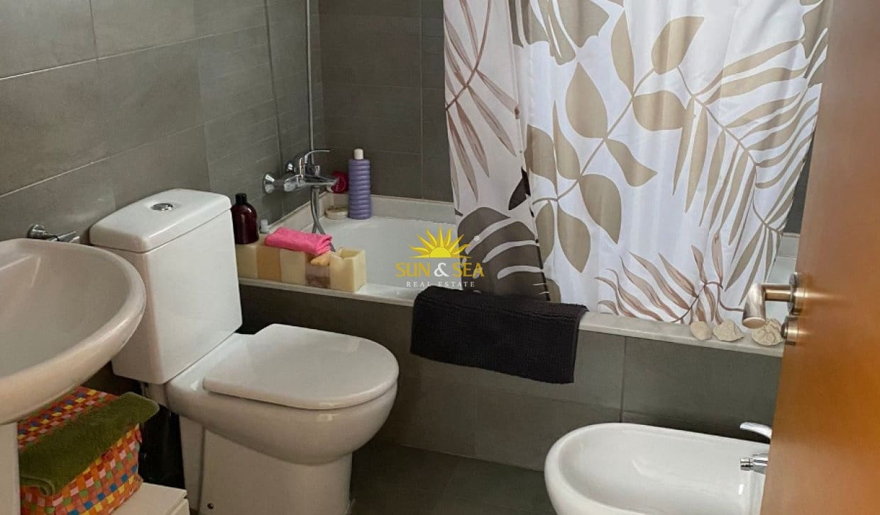 Villa/Maison de 3 chambres à louer à La Nucia avec garage - 1 350 € (Ref: 10041532)