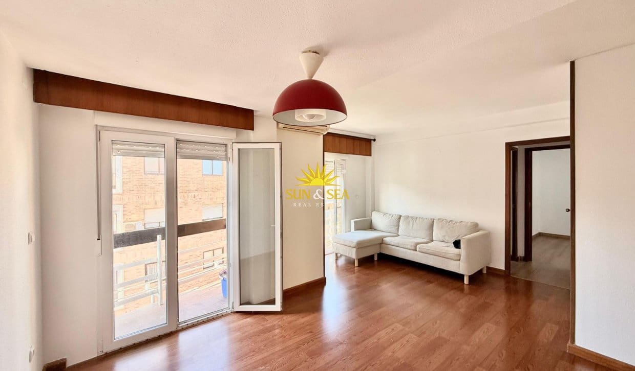 4 makuuhuone Huoneisto vuokrattavana paikassa Alicante kaupunki mukana 
autotalli - 1 450 € (Ref: 10041648)