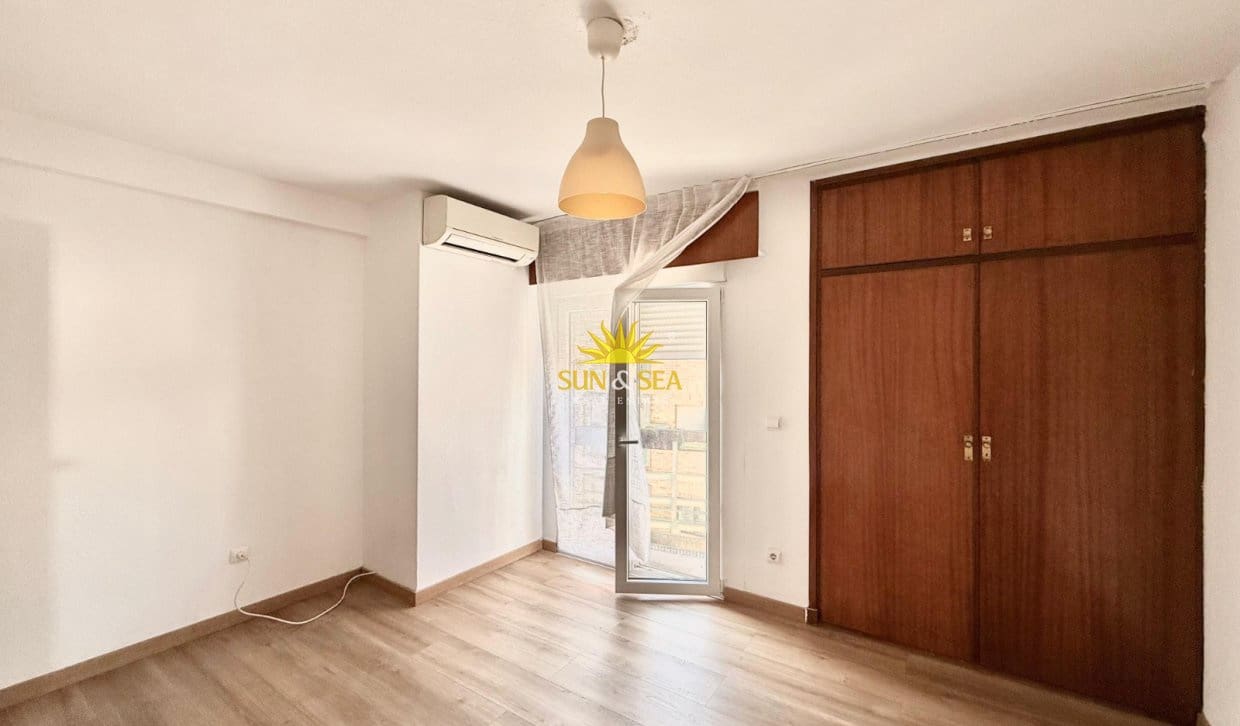 4 makuuhuone Huoneisto vuokrattavana paikassa Alicante kaupunki mukana 
autotalli - 1 450 € (Ref: 10041648)