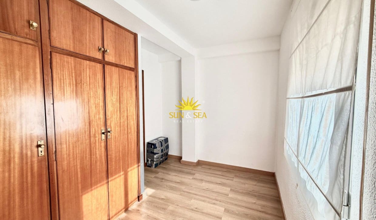 4 makuuhuone Huoneisto vuokrattavana paikassa Alicante kaupunki mukana 
autotalli - 1 450 € (Ref: 10041648)