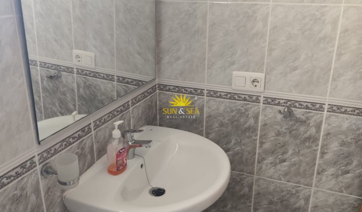 3 bedroom Villa for rent in Orihuela with pool - € 1,500 (Ref: 10041862)