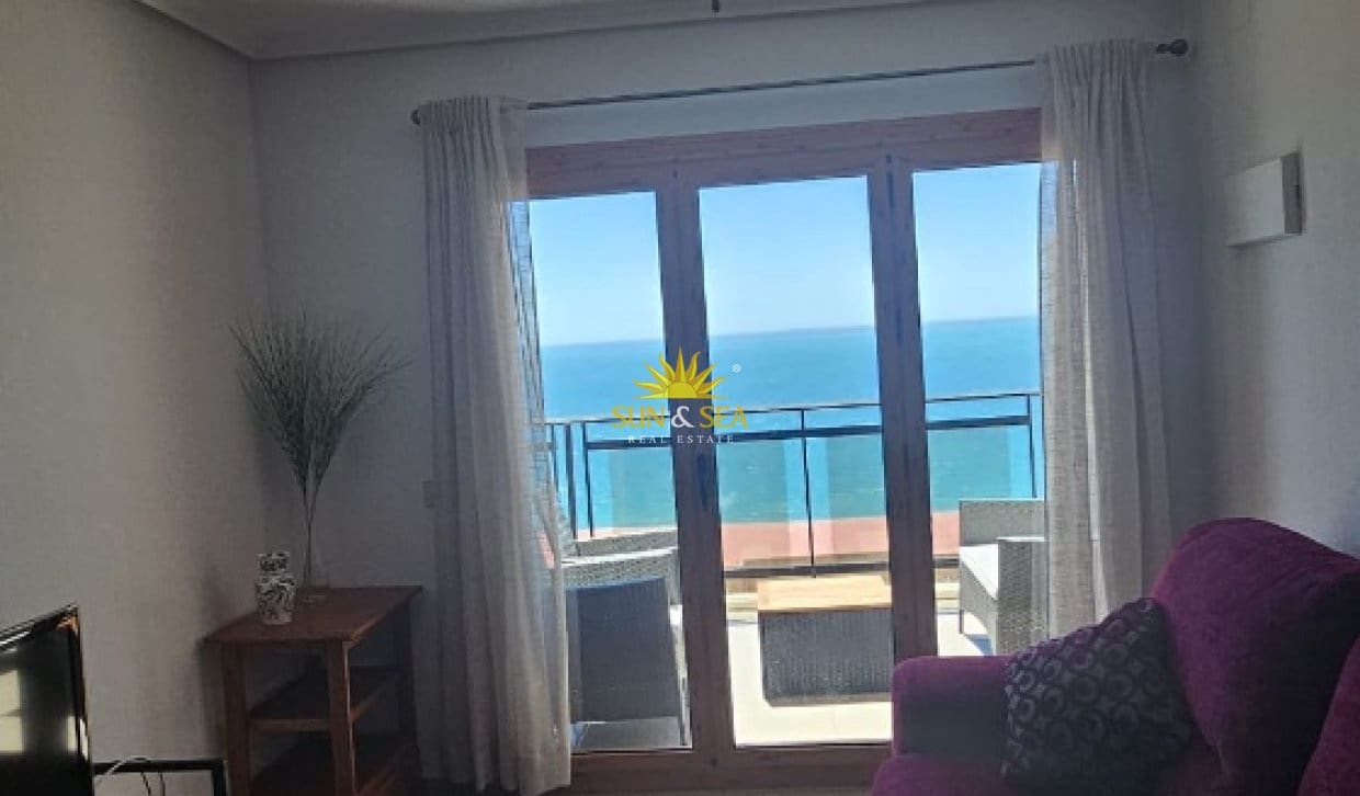 3 slaapkamer Appartement voor vakantieverhuur in Santa Pola met zwembad garage - € 900 (Ref: 10041863)