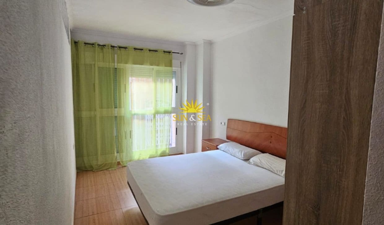 2 Zimmer Ferienapartment in Santa Pola mit Garage - 750 € (Ref: 10041865)