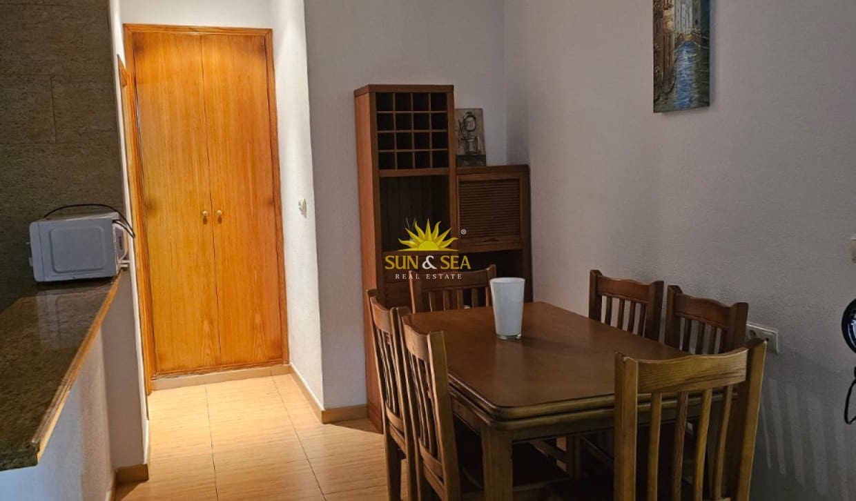 2 Zimmer Ferienapartment in Santa Pola mit Garage - 750 € (Ref: 10041865)